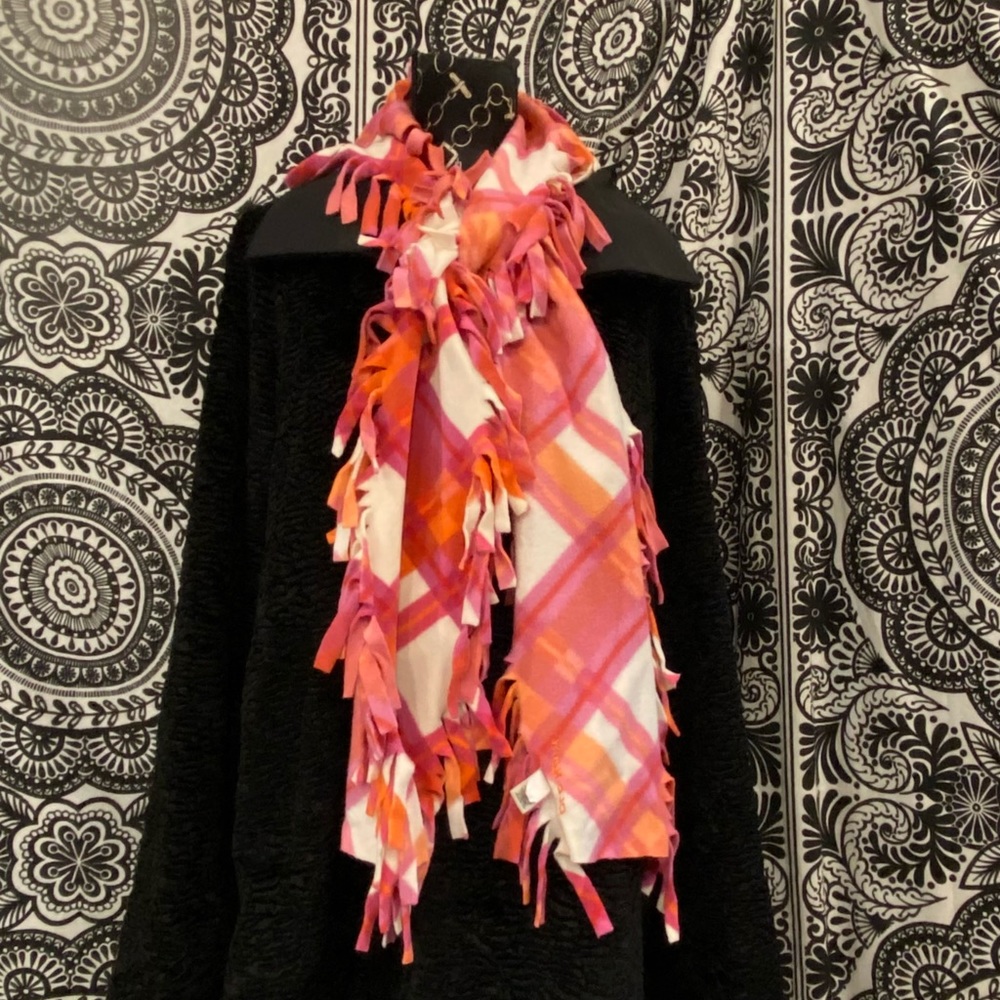 Old Navy Super Soft Pink Plaid Fringey Scarf